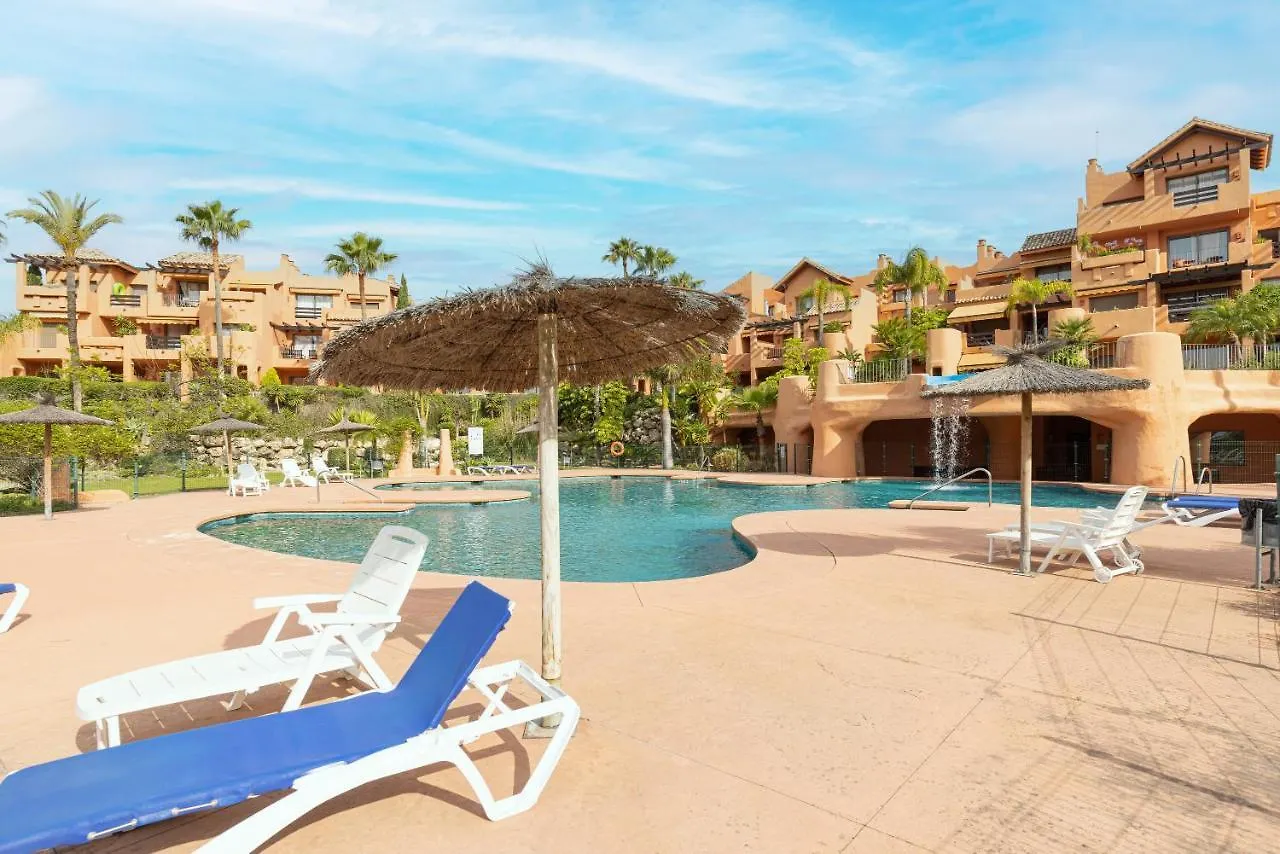 Luxury 3 Bed Sea Views With Pool Lägenhet Estepona 0*,