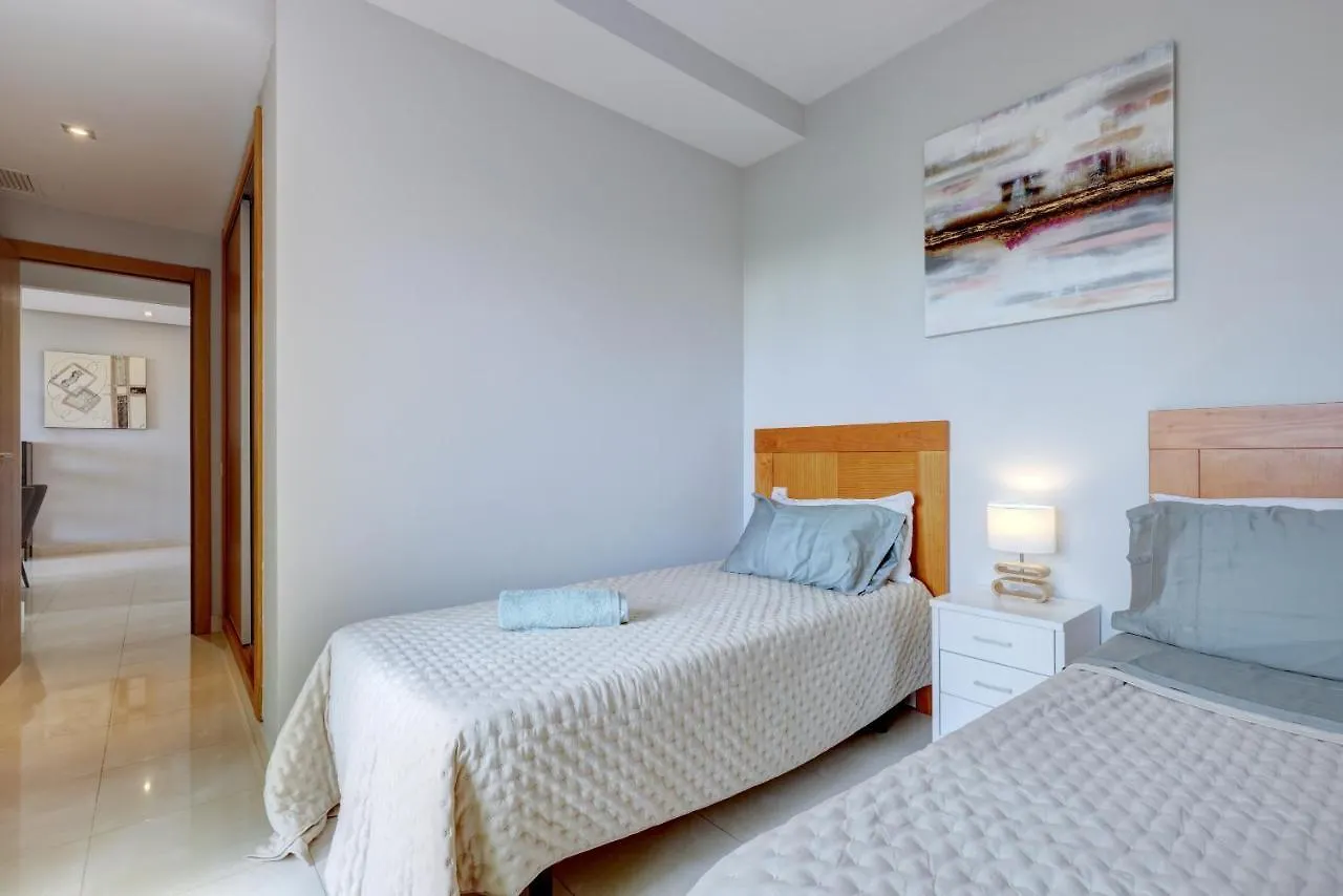 Luxury 3 Bed Sea Views With Pool Lägenhet Estepona