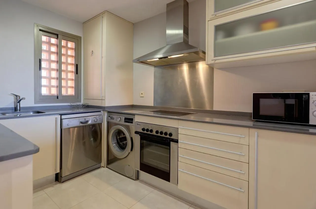 Luxury 3 Bed Sea Views With Pool Apartment Estepona
